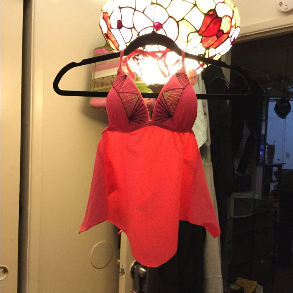 NWT Bathing suit top